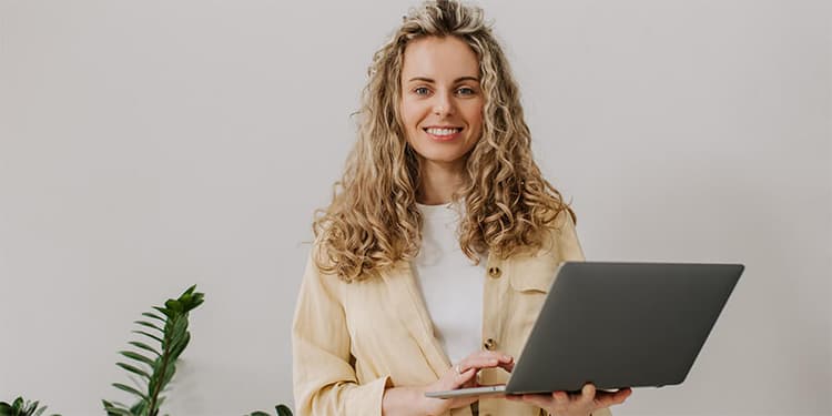 Behind the Boom in Solopreneurship: Who’s Starting Them and Why