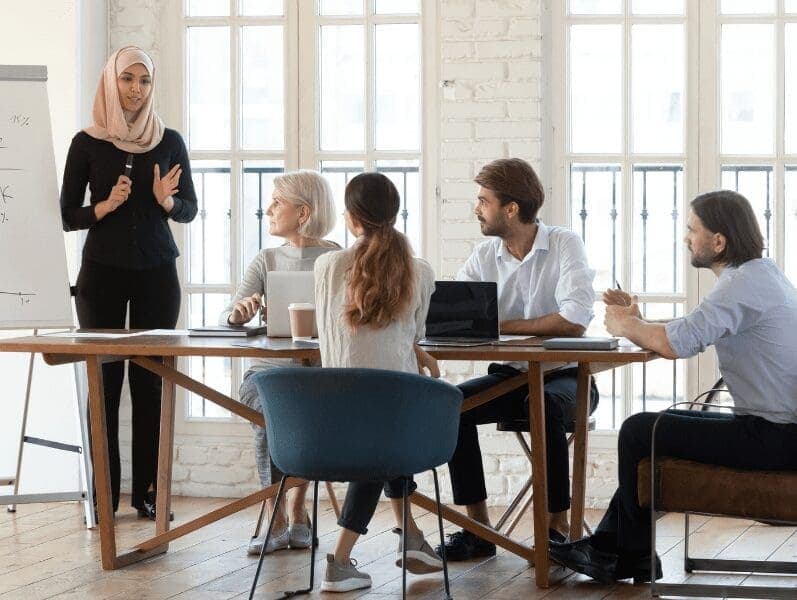The Gender Pay Gap Narrowed in 2020, But For the Wrong Reasons: Findings from Payroll Microdata