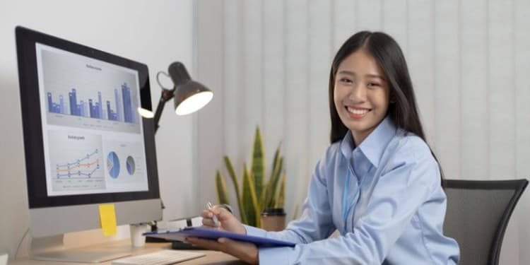 More Businesses Are Being Started as Side Hustles