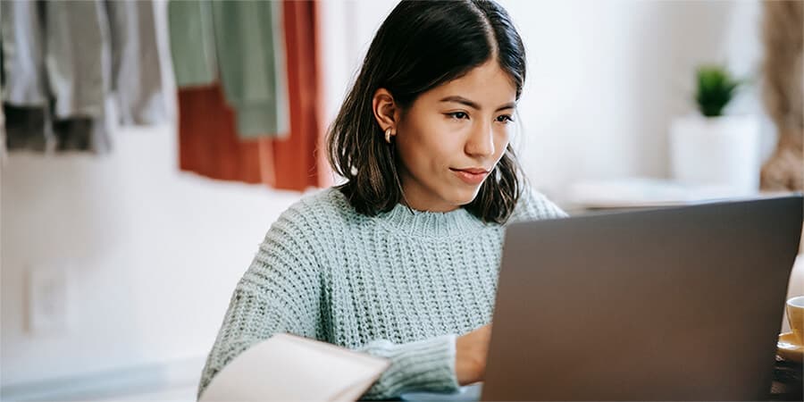 Hispanic & Latinx founders accounted for more than 1 in 10 new business starts in 2023