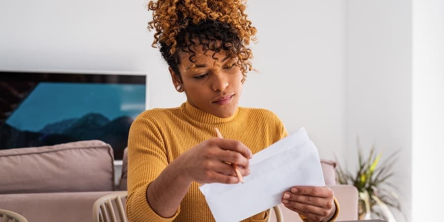 woman with calculator