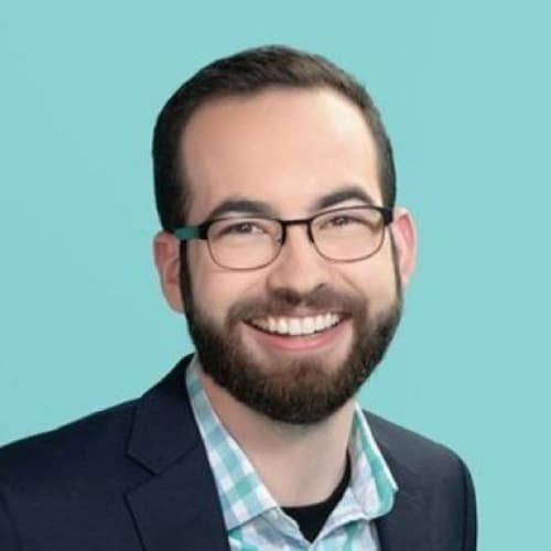 Wyatt Kneaper headshot