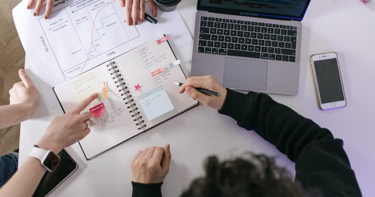 401(k) vs. IRAs: What's the difference and which is better for saving for retirement?