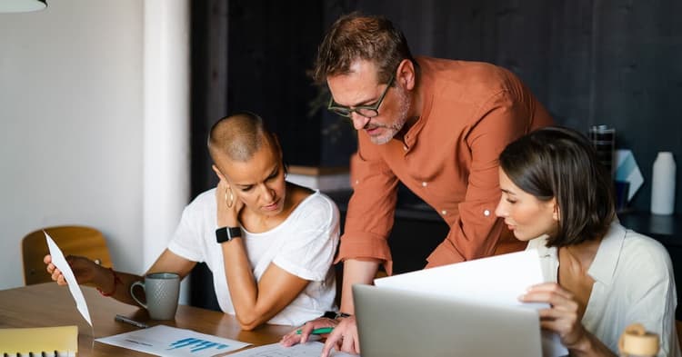 Higher Costs, Tighter Cash: How the Economy Is Pressuring Small-Business Payrolls
