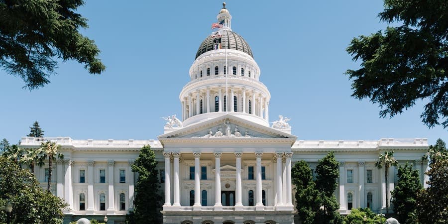 Census Bureau Data Confirms Surge in 2022 New Business Applications